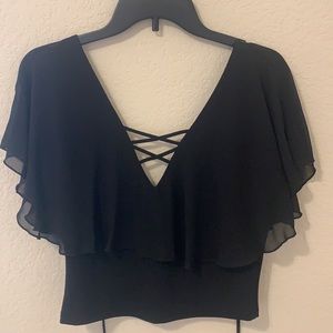 Windsor Black Crop Top! 🍾